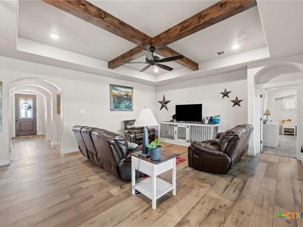 6149 Big Tree Drive , Salado, TX 76571