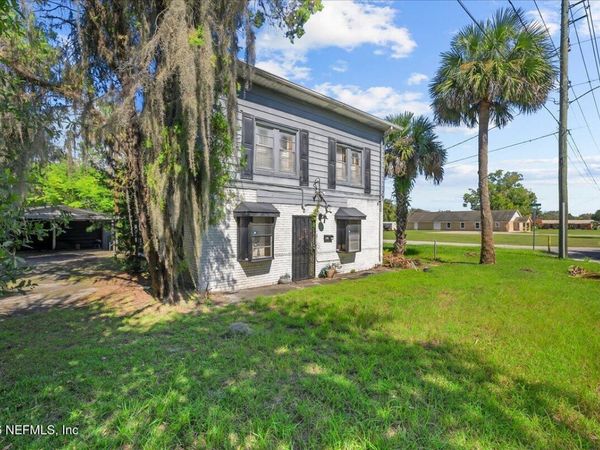1800 MADISON Street, Palatka, FL 32177