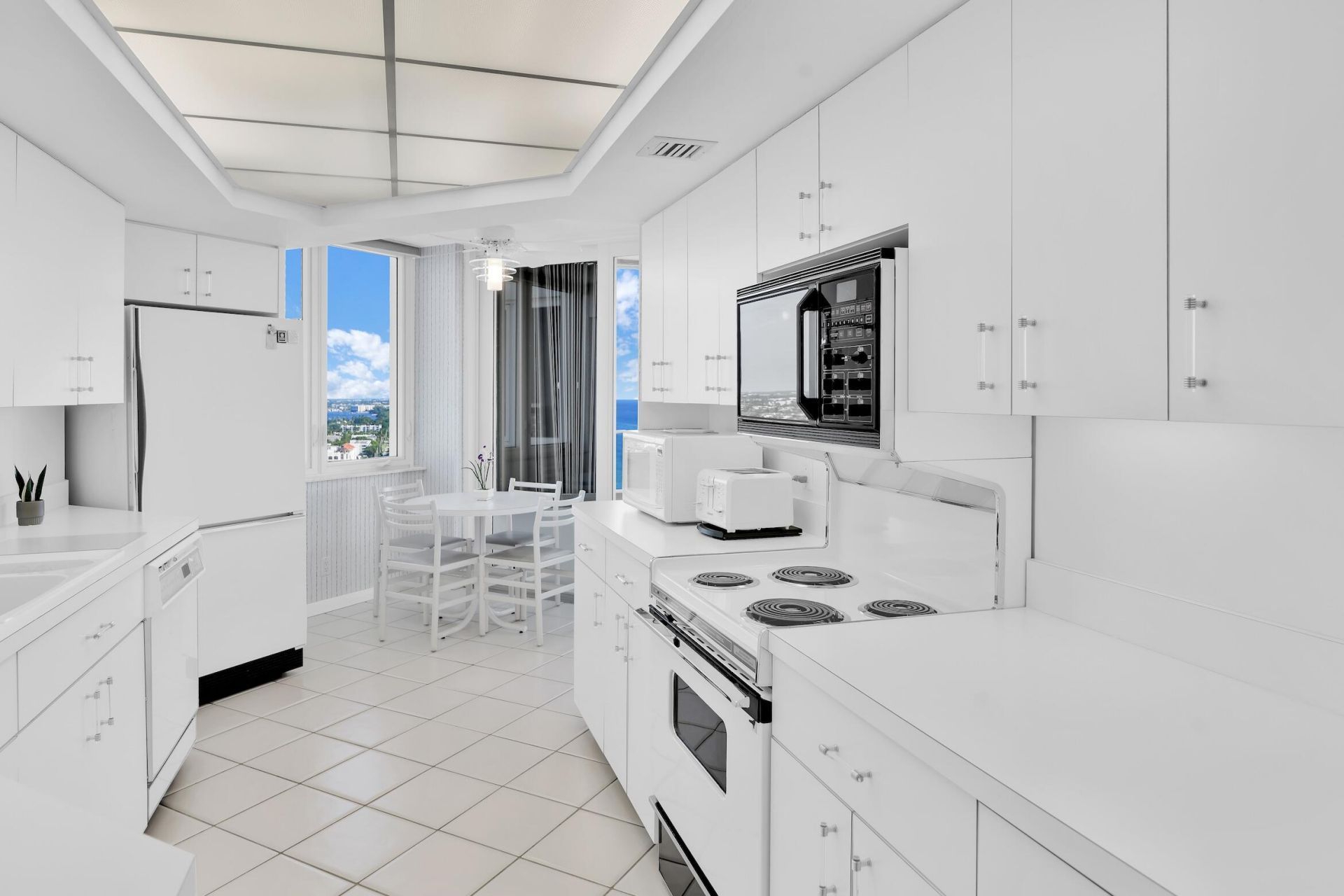 500 S Ocean Boulevard, Unit 2201, Boca Raton, FL 33432 Photo