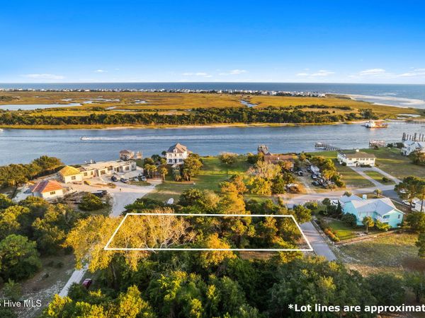 1717 Long Shore Drive SW, Shallotte, NC 28470
