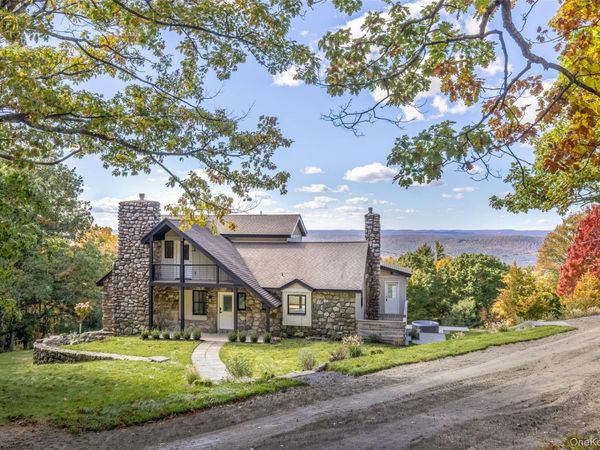 37 Mountainview Road, Ellenville, NY 12428