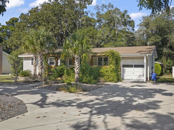 807 Bellamy Rd. , North Myrtle Beach, SC 29582