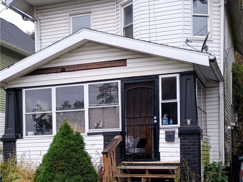534 Douglas Street, Akron, OH 44307 Photo 1