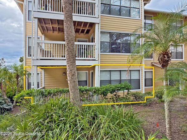 225 S Tropical Trail, Unit 302, Merritt Island, FL 32952