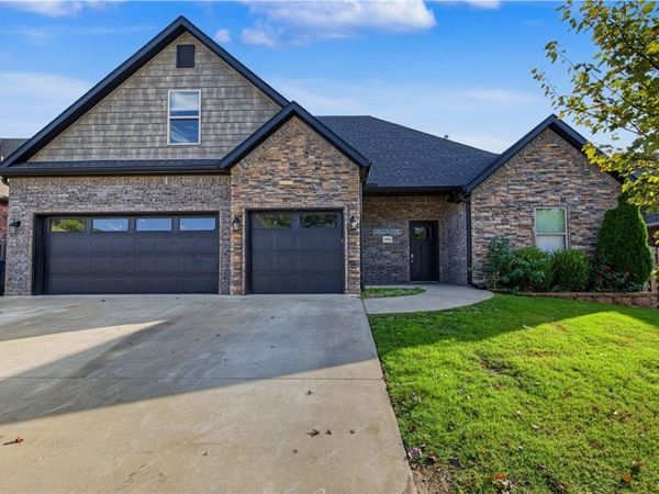 4405 SW Plumley Avenue , Bentonville, AR 72713