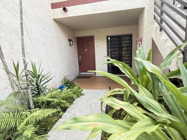 20015 NE 3RD Court, Unit 5, Miami, FL 33179
