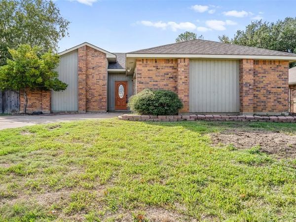 5213 Colonial Drive, Flower Mound, TX 75028