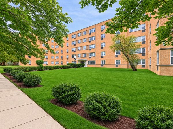 6161 N Hoyne Avenue , Unit 511, Chicago, IL 60659