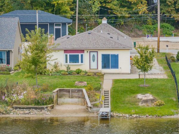 3628 W Lakeshore Drive, Unit 57, Columbia City, IN 46725