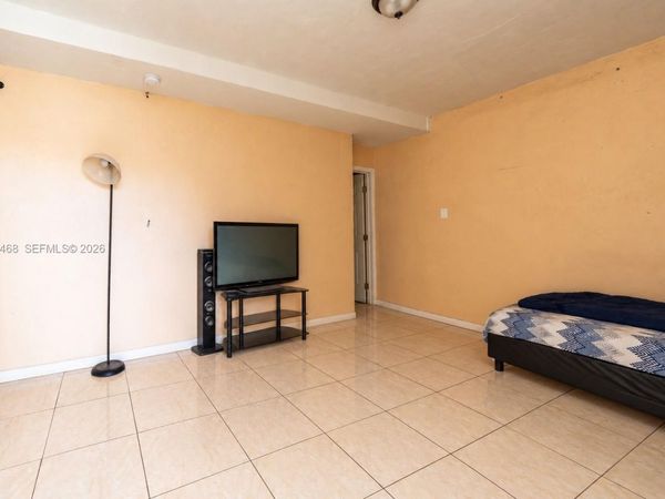 19740 NW 6th Pl , Miami Gardens, FL 33169