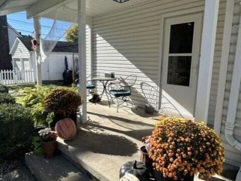 703 W Spring Street, Saint Marys, OH 45885 Photo 2