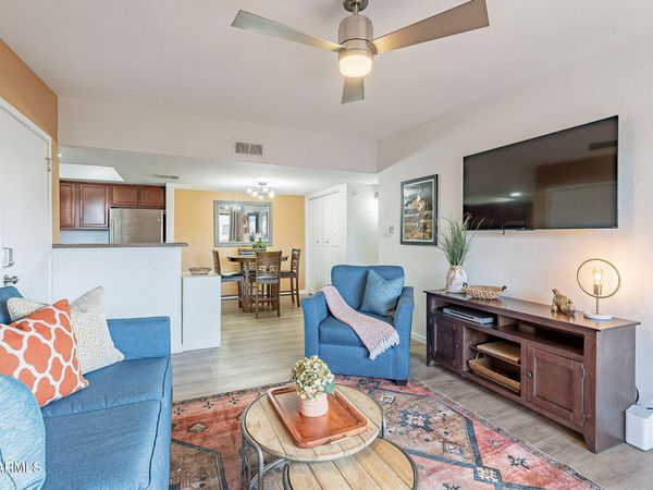 5757 W EUGIE Avenue, Unit 2081, Glendale, AZ 85304