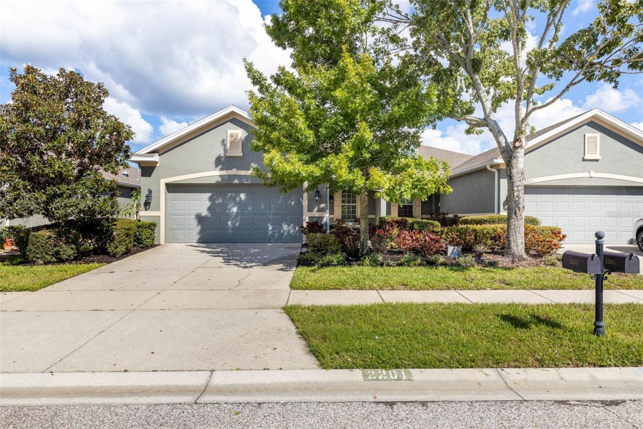 2201 Barracuda Ct, Holiday, FL 34691 Main Photo