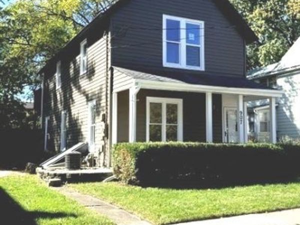 907 PORTER Street, Waukegan, IL 60085