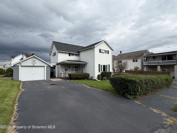 506 Hallstead Street , Dickson City, PA 18519