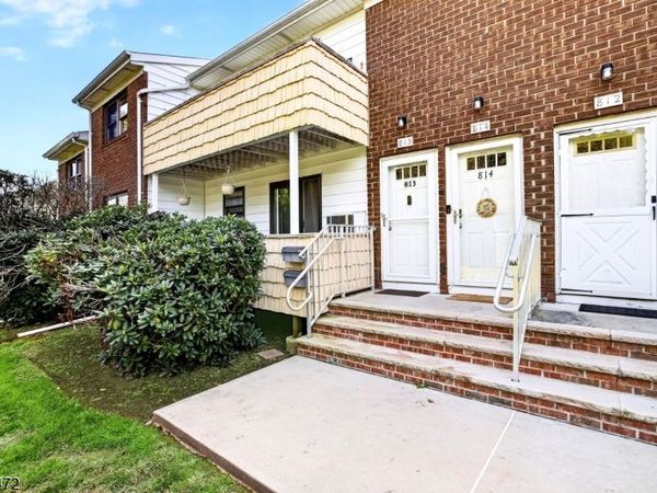 813 Victoria Ct, Hillsborough, NJ 08844