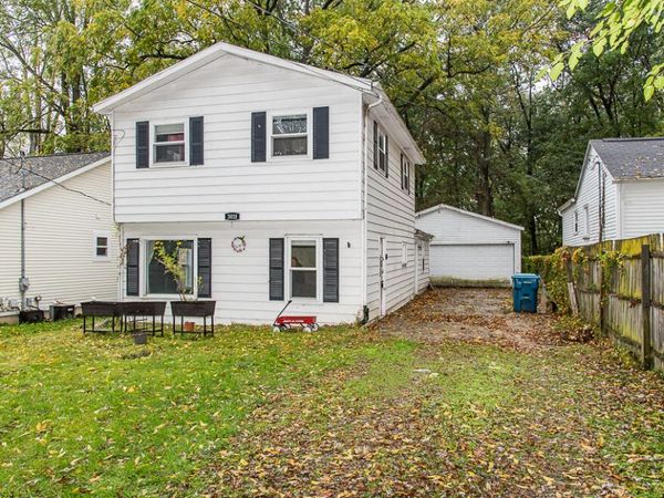 3818 Madison Street, Kalamazoo, MI 49008