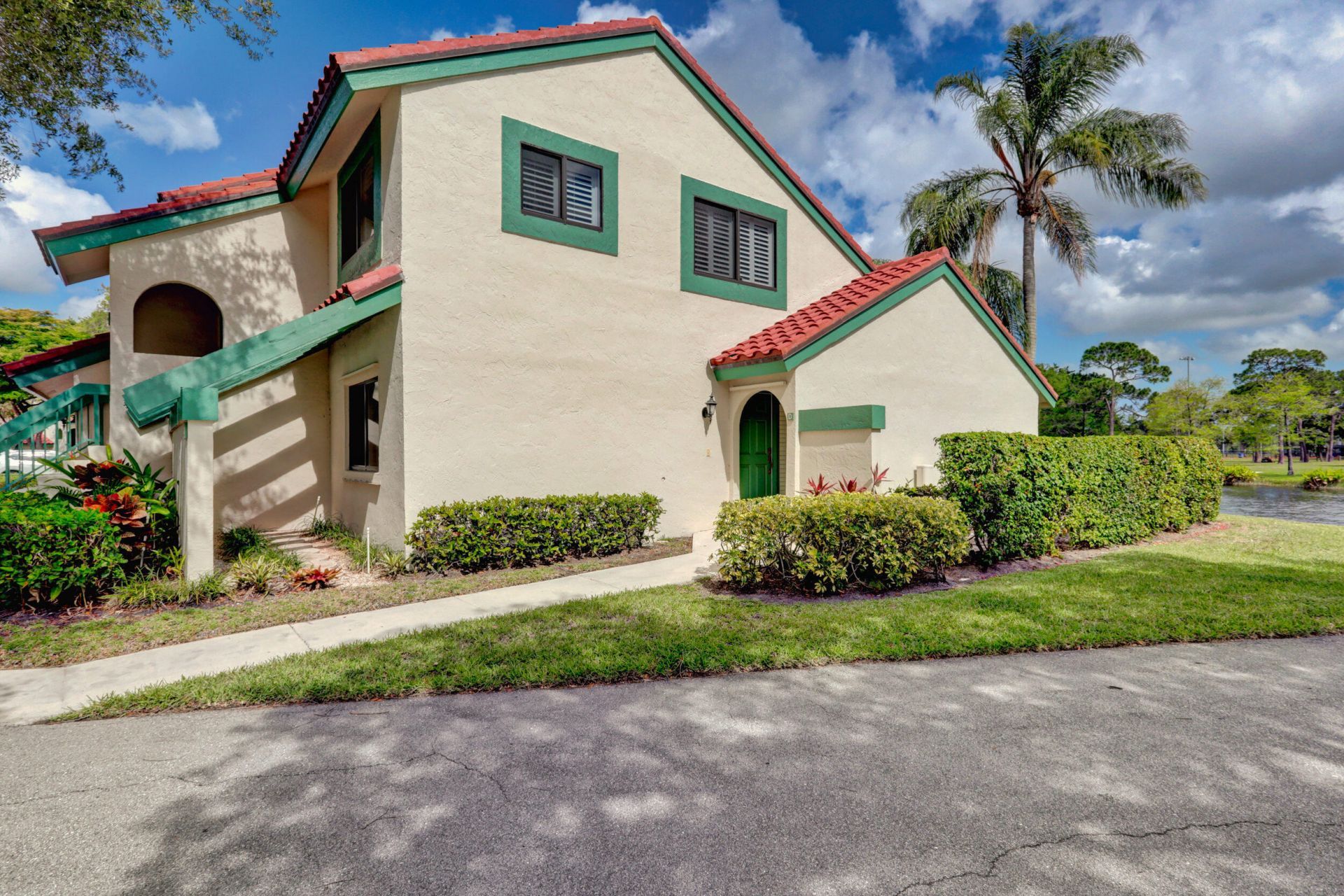 6 Lexington Lane E, Unit D, Palm Beach Gardens, FL 33418 Photo
