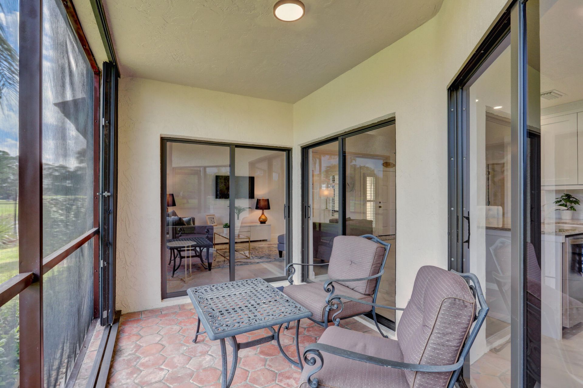 6 Lexington Lane E, Unit D, Palm Beach Gardens, FL 33418 Photo