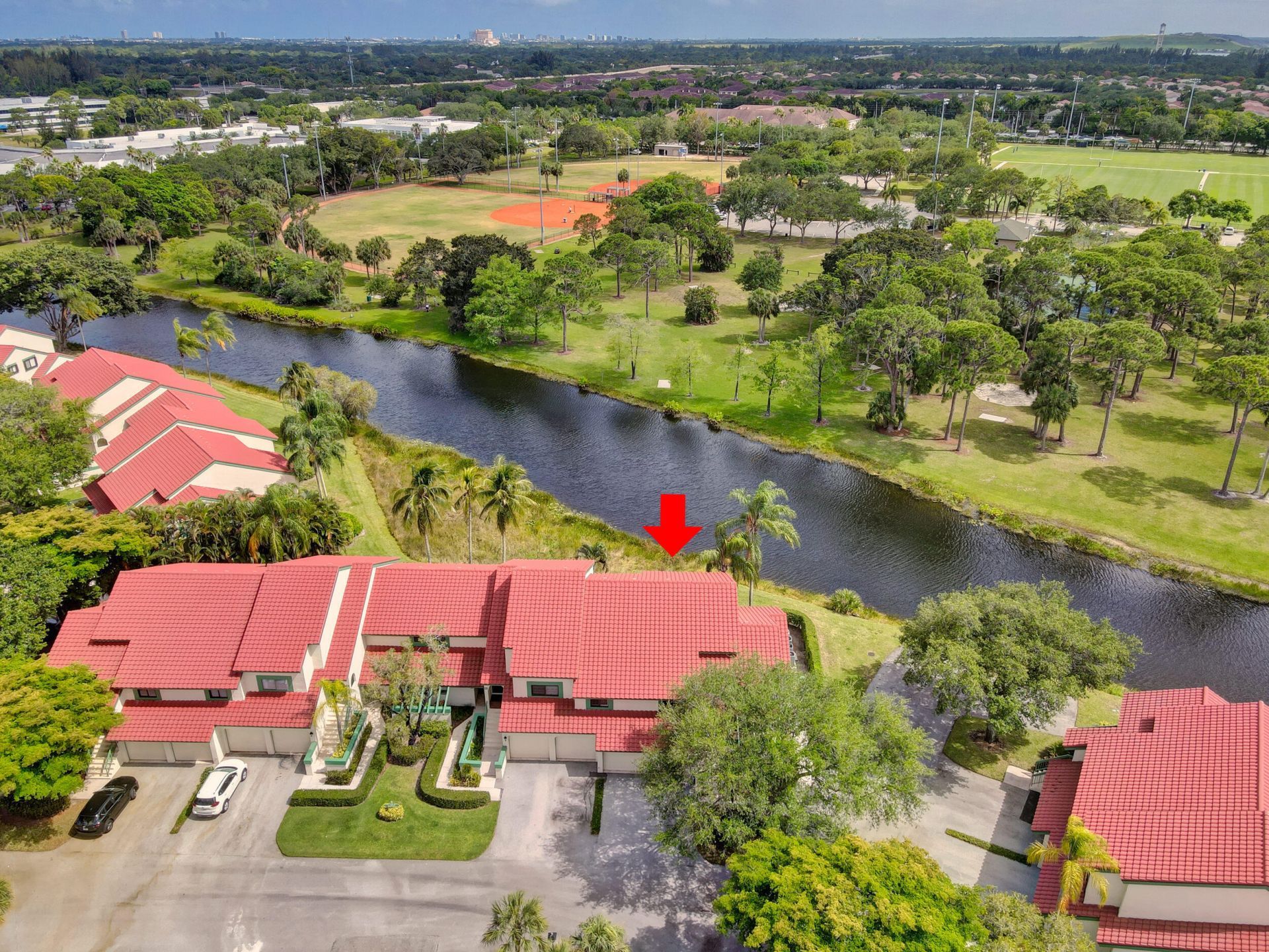 6 Lexington Lane E, Unit D, Palm Beach Gardens, FL 33418 Photo