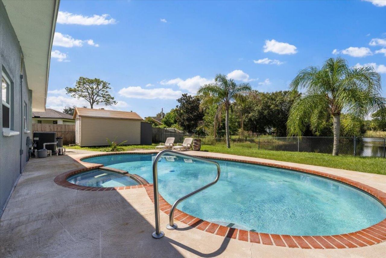 6005 Lantana Drive, Fort Pierce, FL 34951 Photo