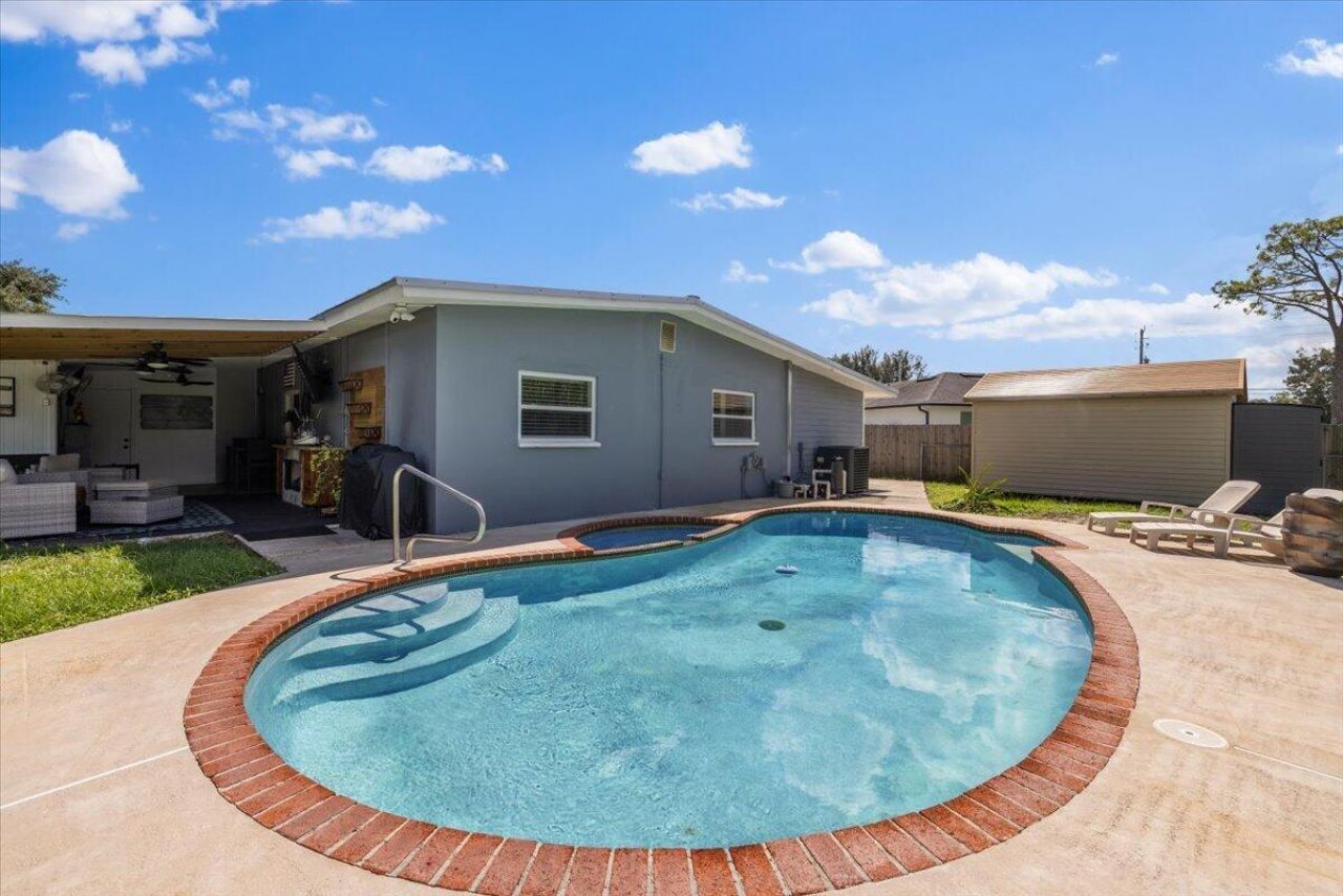 6005 Lantana Drive, Fort Pierce, FL 34951 Photo