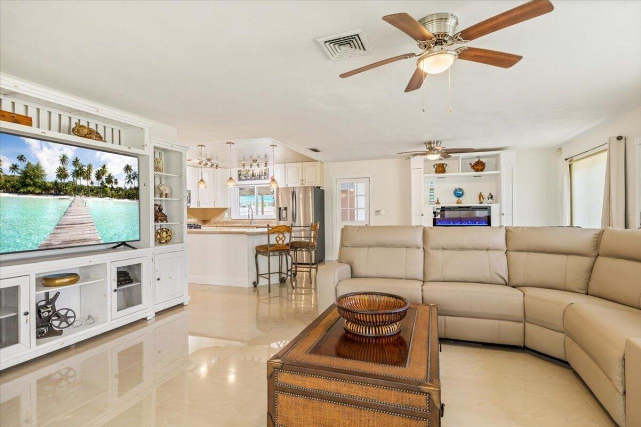 6005 Lantana Drive, Fort Pierce, FL 34951 Photo
