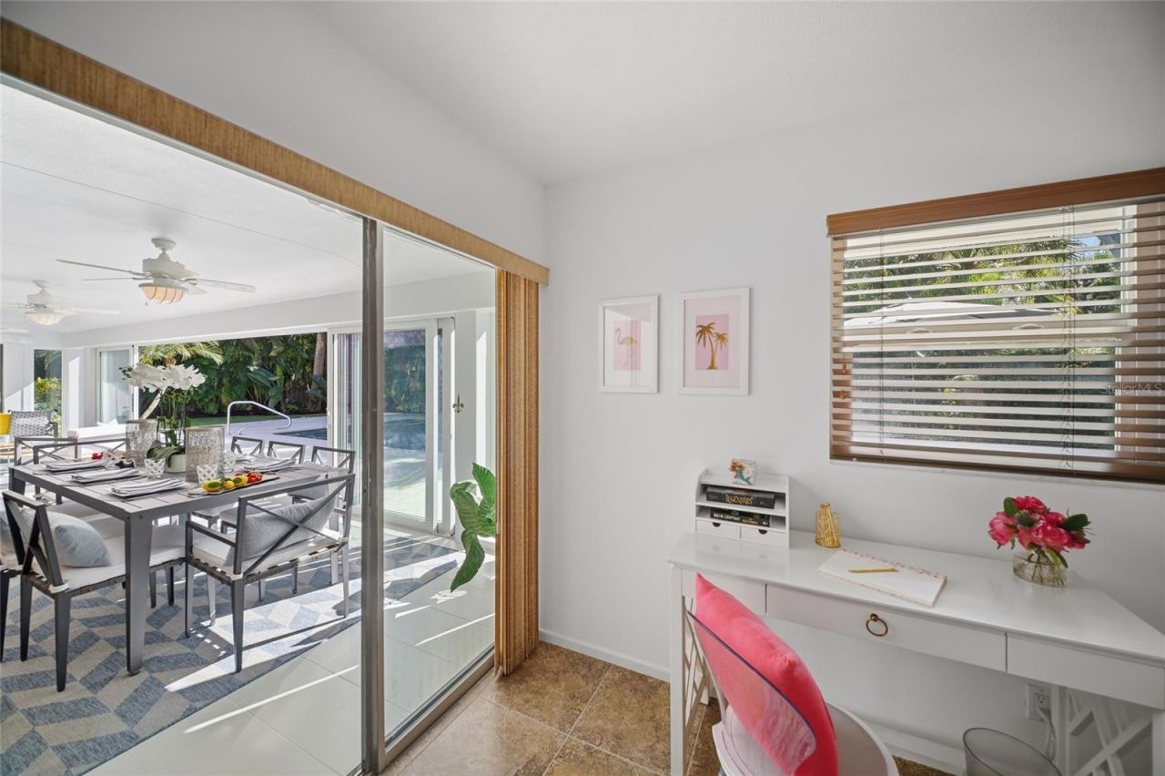 607 Owl Way, Sarasota, FL 34236 Photo