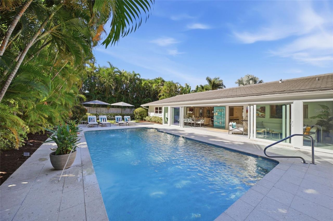 607 Owl Way, Sarasota, FL 34236 Photo