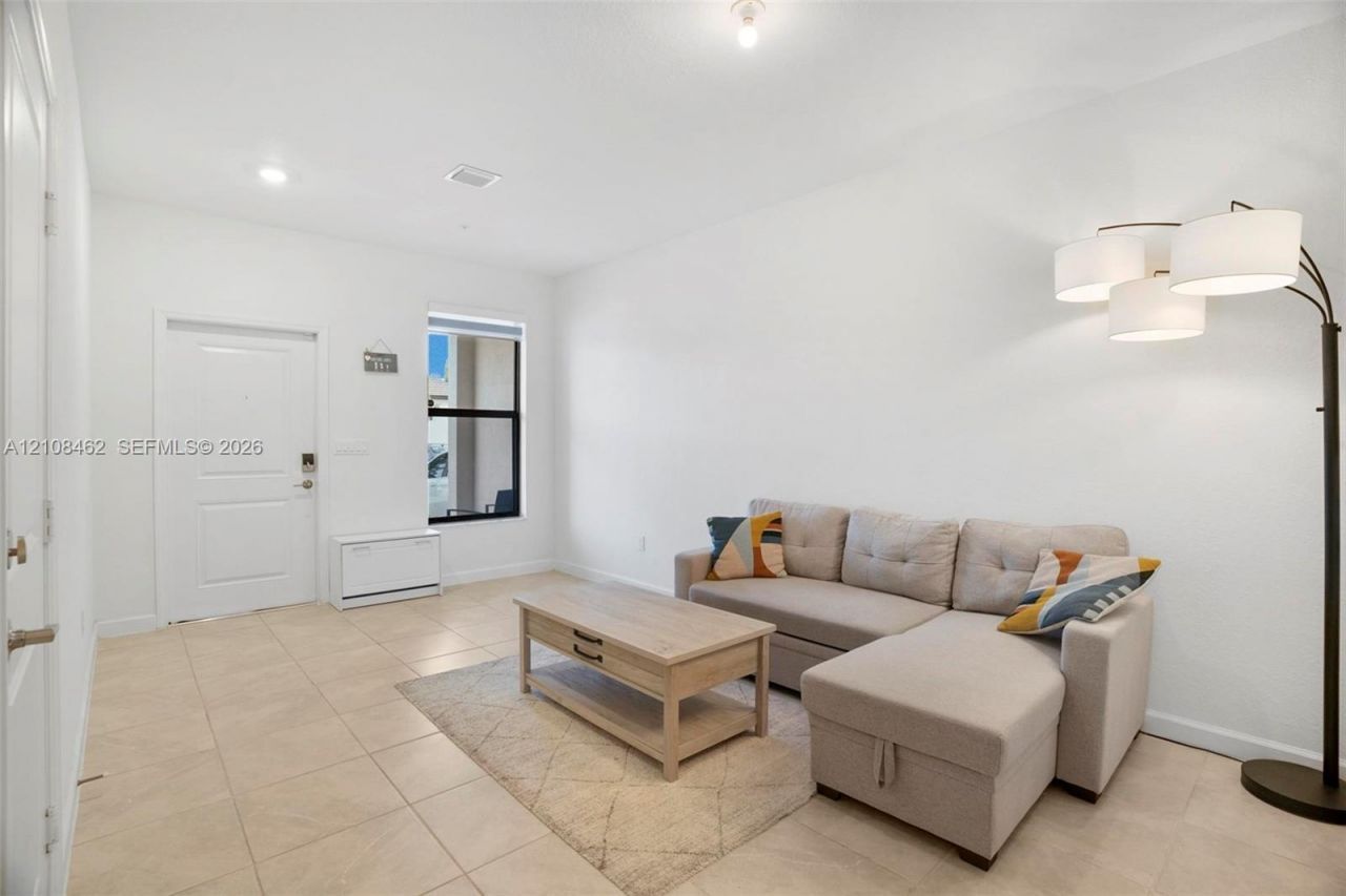 15959 SW 2nd St, Pembroke Pines, FL 33027 Photo