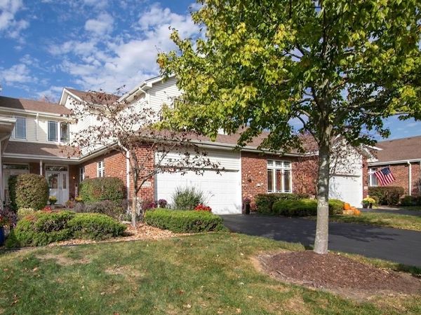 10726 Canterbury Drive, Mokena, IL 60448