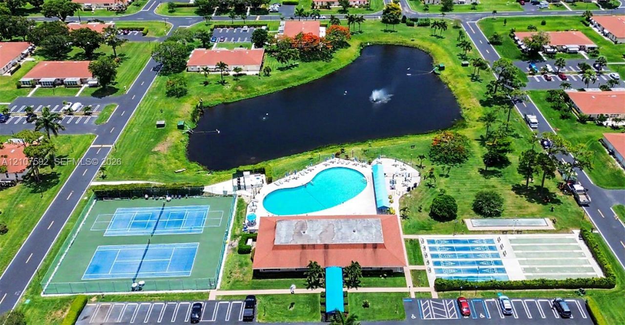4660 NW 3rd St , Unit B, Delray Beach, FL 33445 Photo