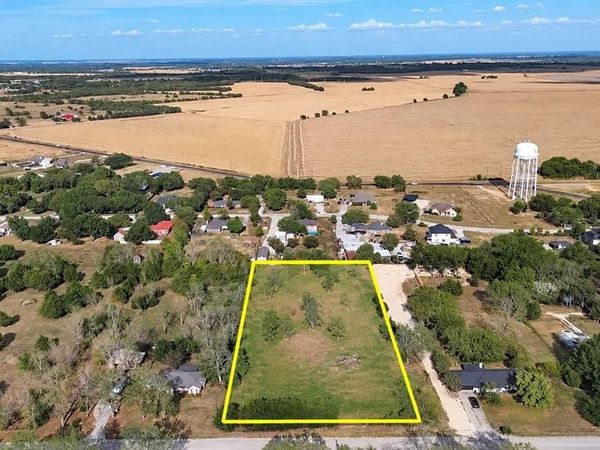 126 SUNRISE Court , Palmer, TX 75152