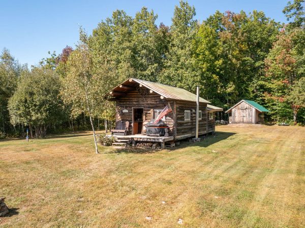 74 Hinkley Road , Livermore, ME 04253