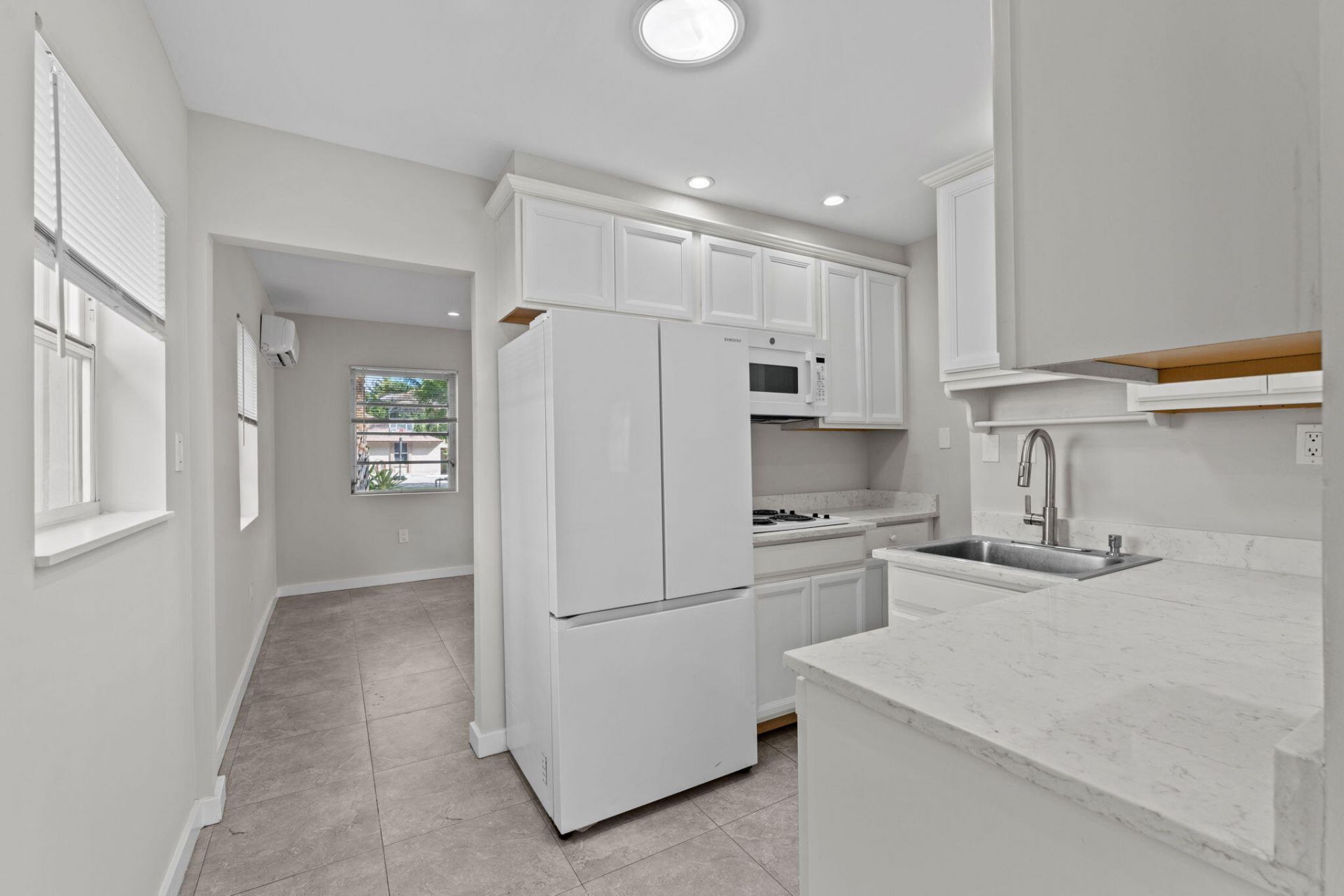 128 E Central Boulevard, Lantana, FL 33462 Photo