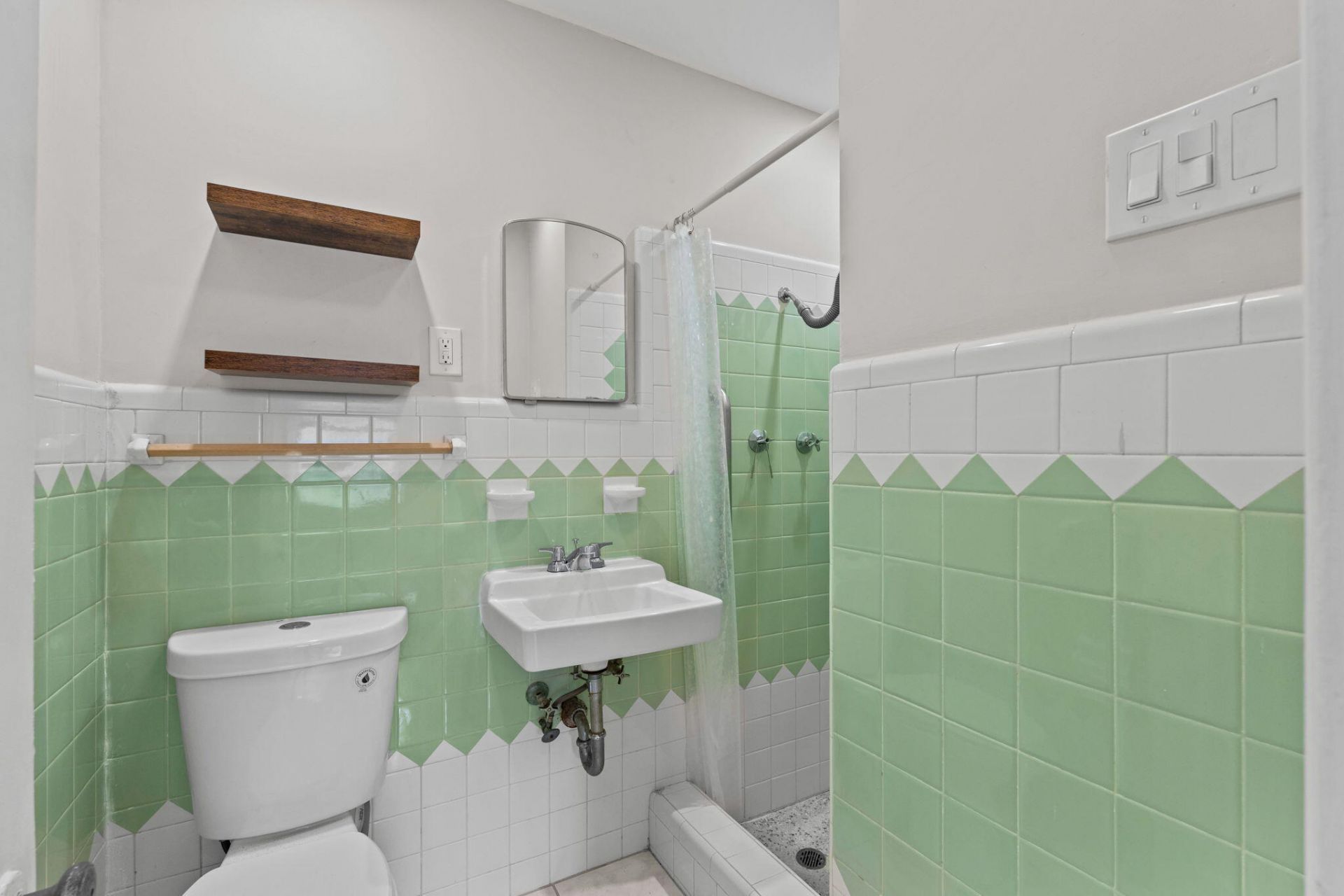 128 E Central Boulevard, Lantana, FL 33462 Photo