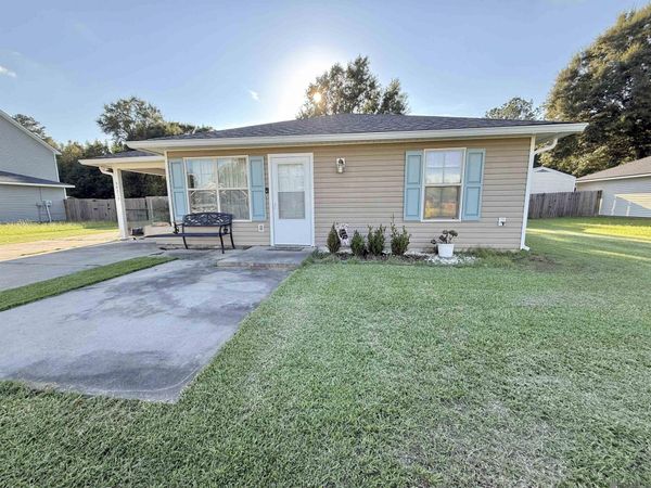 48313 Waltrip Ln, Tickfaw, LA 70466