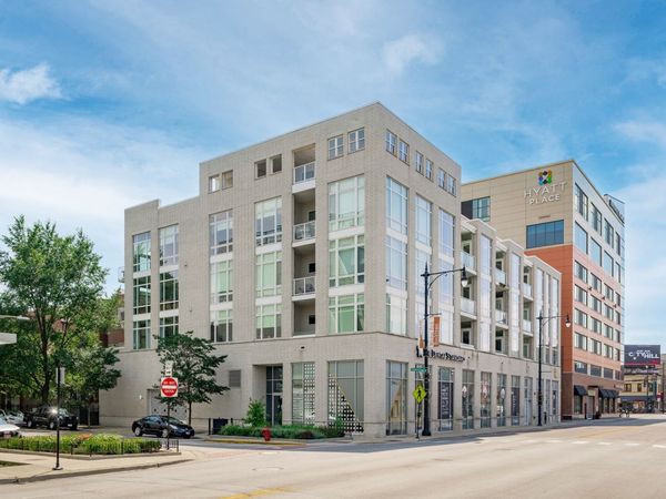 1545 W North Avenue , Unit 401, Chicago, IL 60642