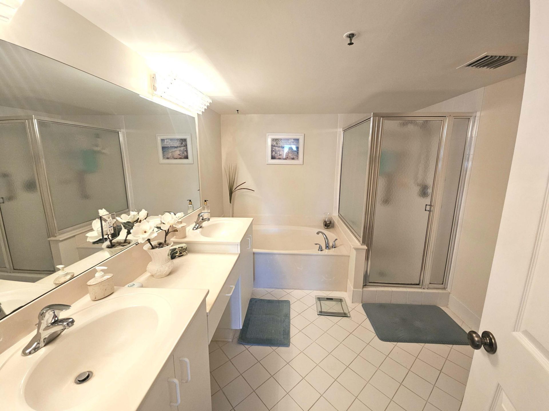 12529 Imperial Isle Drive, Unit 205, Boynton Beach, FL 33437 Photo