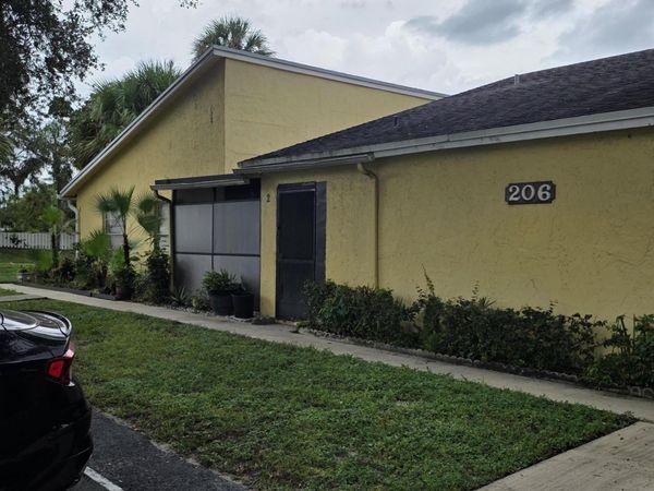 206 SPARROW Drive, Unit 2, Royal Palm Beach, FL 33411