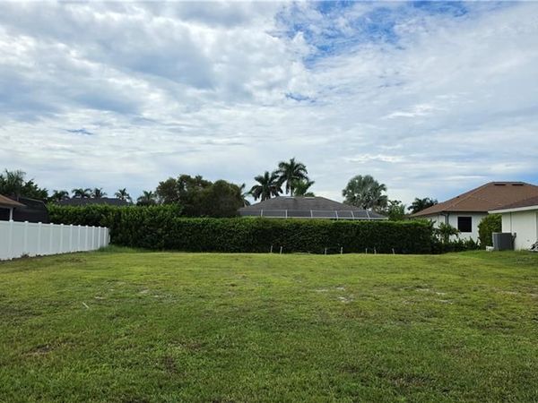 110 Delbrook WAY , MARCO ISLAND, FL 34145