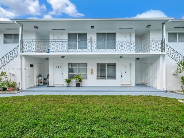 1430 NE 171st St , North Miami Beach, FL 33162