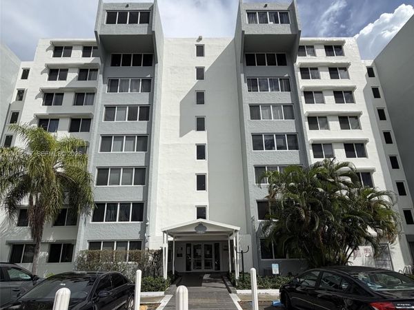 9143 SW 77th Ave , Unit B708, Miami, FL 33156