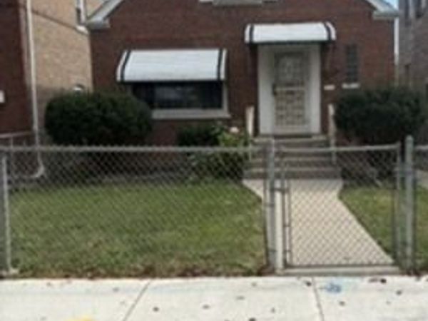 10505 S Rhodes Avenue , Chicago, IL 60628