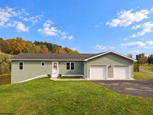 706 Middleville Road, Bridgeport, WV 26330