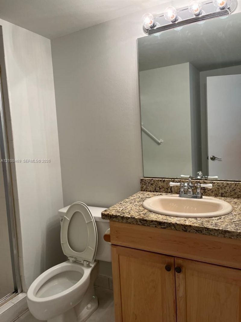 21362 Juego Cir, Unit 33E, Boca Raton, FL 33433 Photo