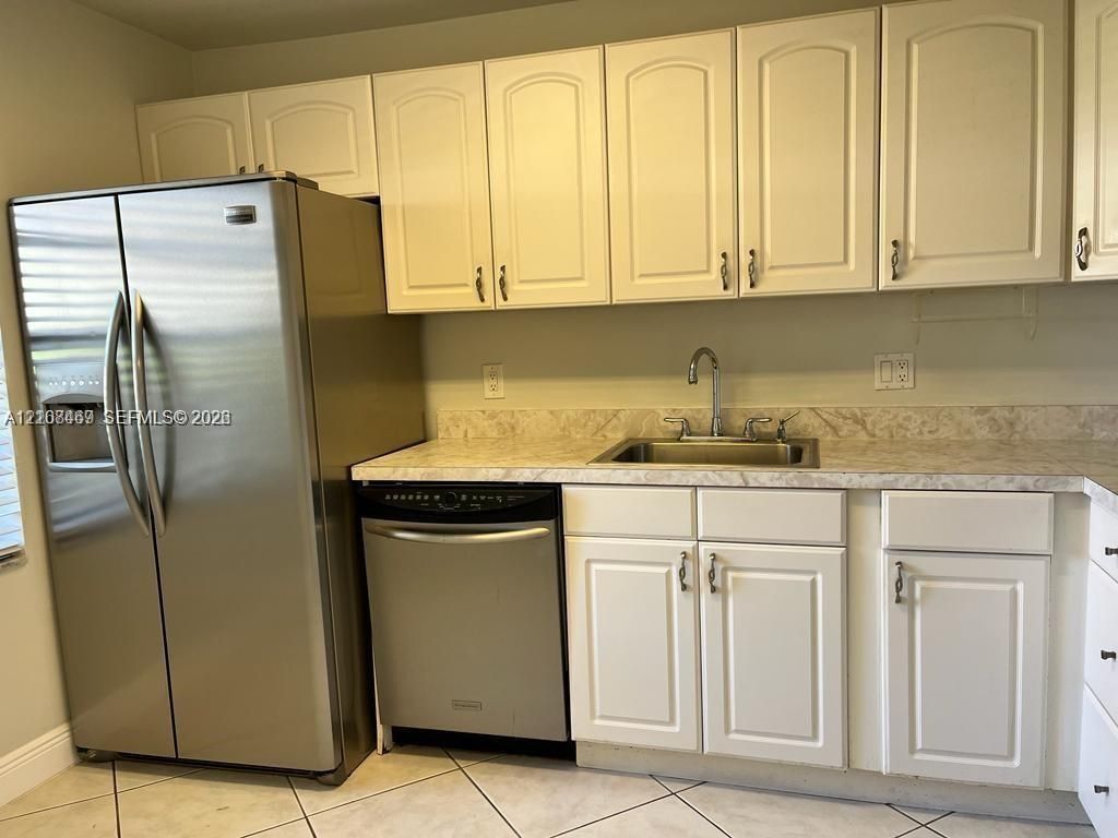 21362 Juego Cir, Unit 33E, Boca Raton, FL 33433 Photo
