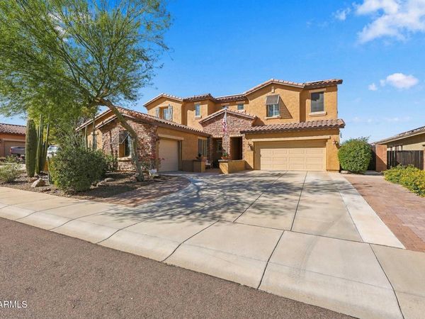 12518 W MILTON Drive, Peoria, AZ 85383