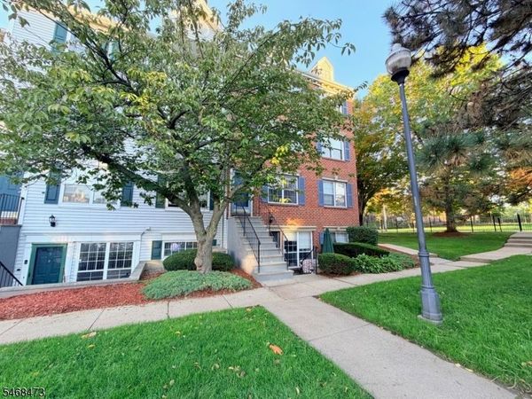 12 Rutgers Dr, Newark, NJ 07103