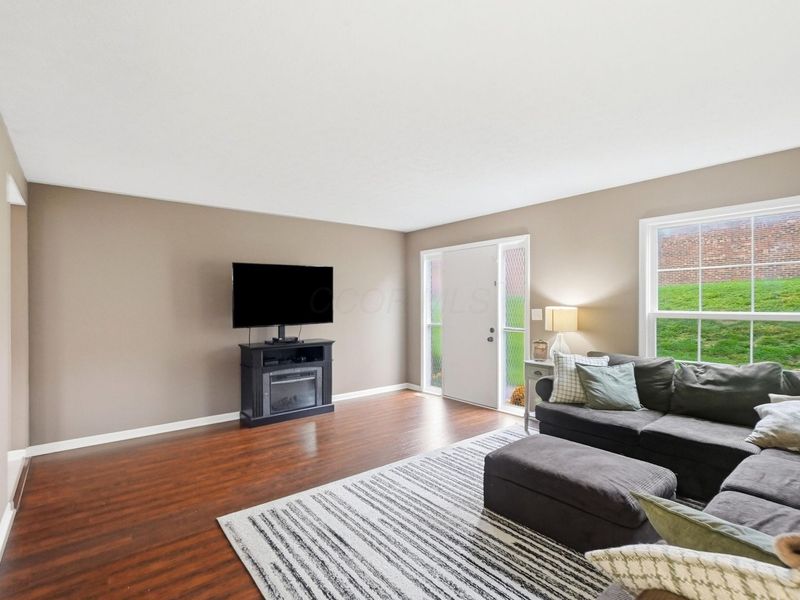 495 Clairbrook Avenue , Unit JG5, Columbus, OH 43228 Photo 4